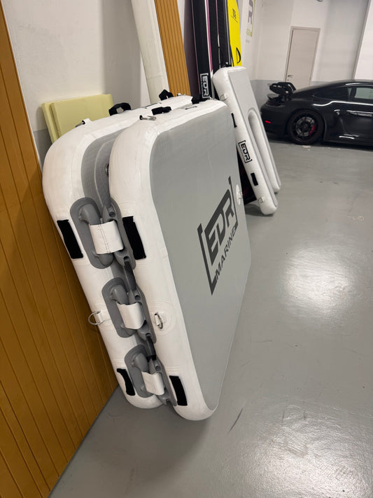 Doppia piattaforma gonfiabile RIPIEGABILE fuoribordo per yacht e gommoni